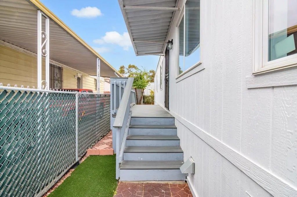 Photo of 35 Parkwood Lane, Oceanside, CA 92054 (MLS # PTP2600659)