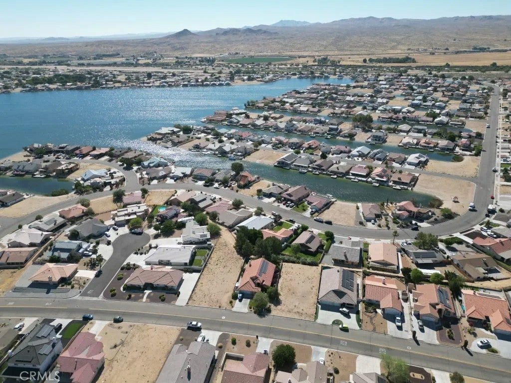 26481 Silver Lakes