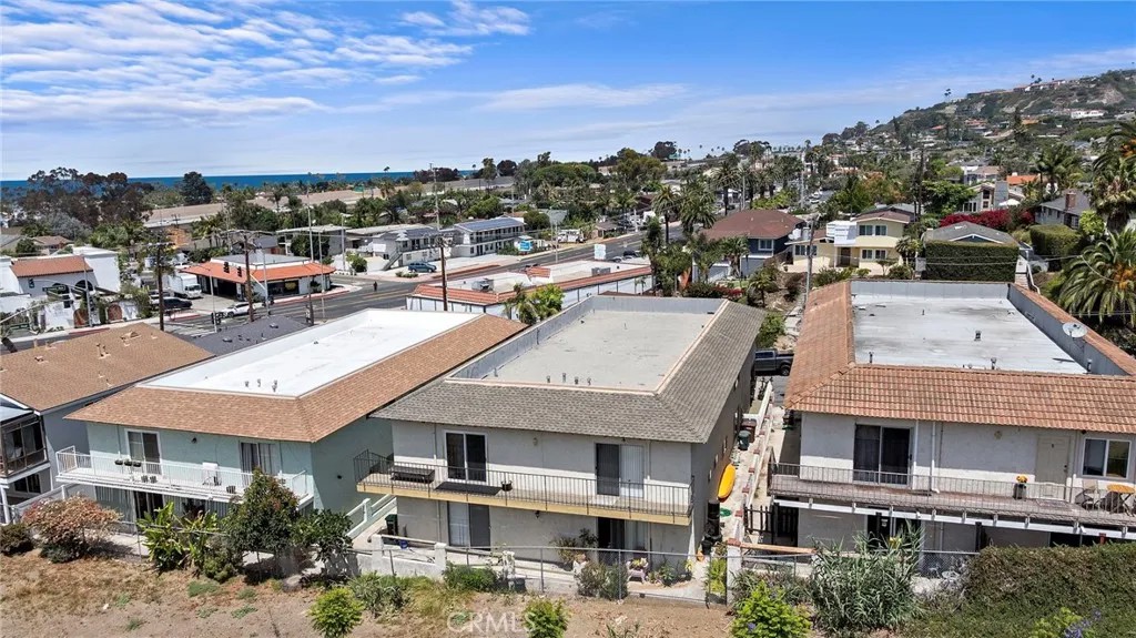 106 E Avenida San Gabriel