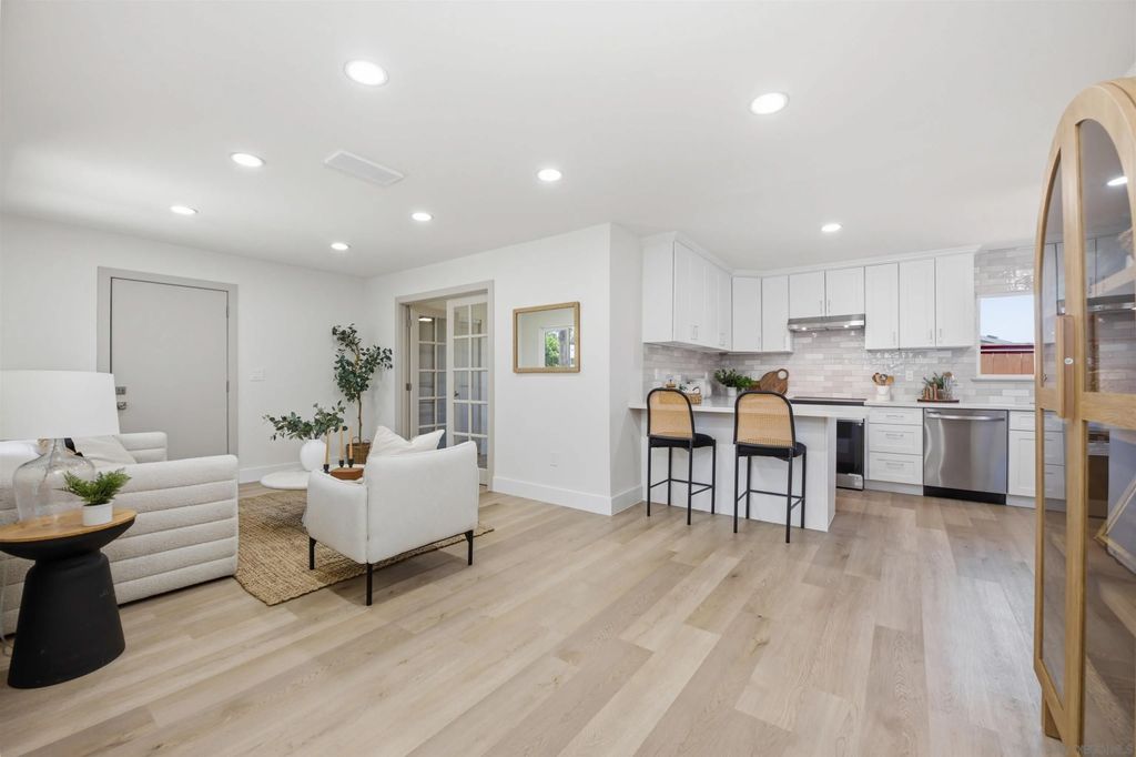 Photo of 12097 Pastoral Rd, Rancho Bernardo, CA 92128 (MLS # 260008285)