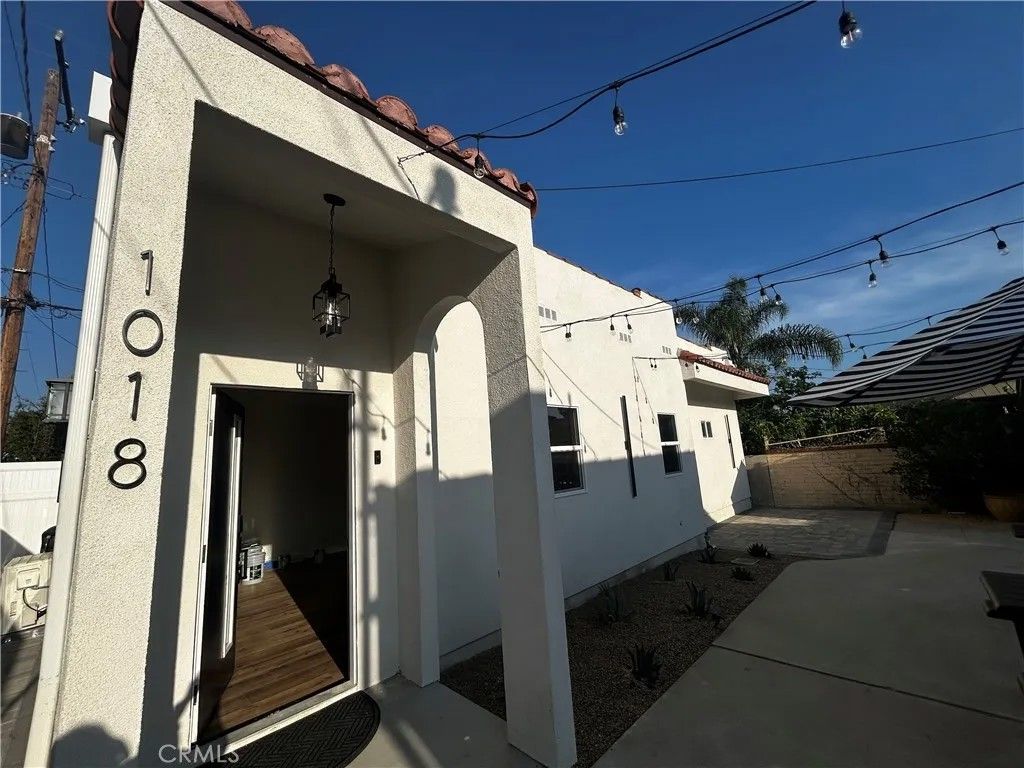 Photo of 1016 N Ontario St #1018, Burbank, CA 91505 (MLS # BB26063946)