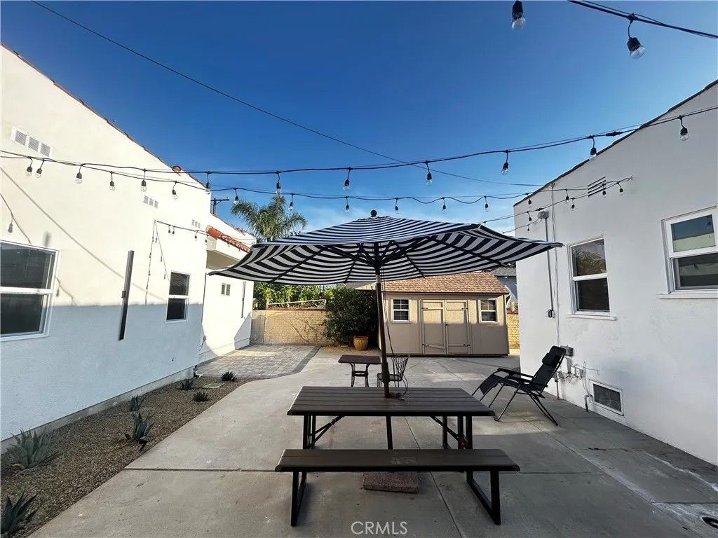 Photo of 1016 N Ontario St #1018, Burbank, CA 91505 (MLS # BB26063946)