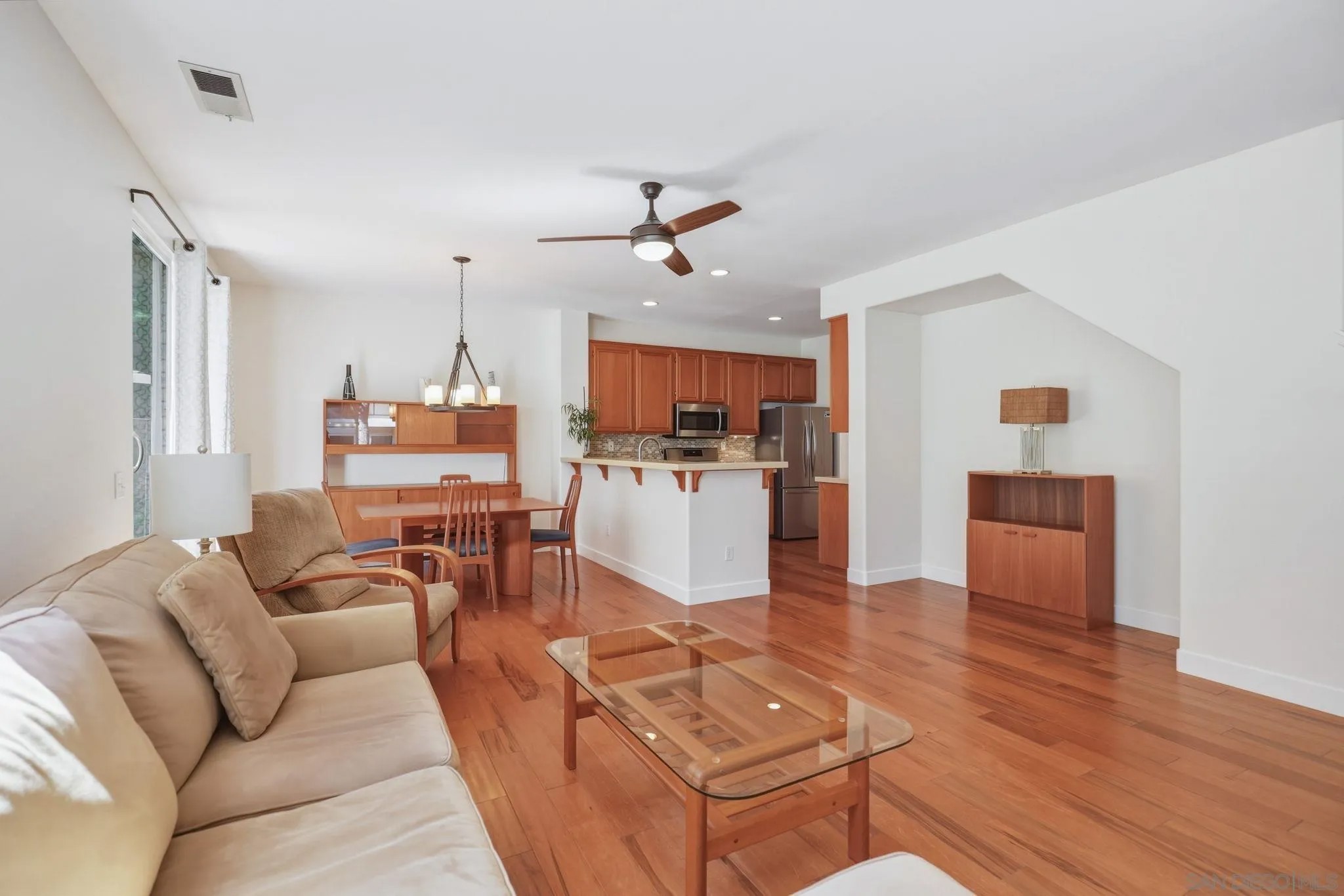 9615 W Canyon 4