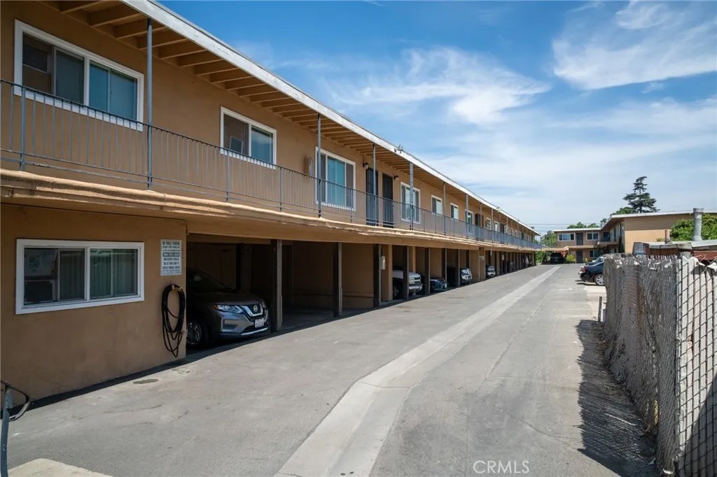 1003 W Bishop Street