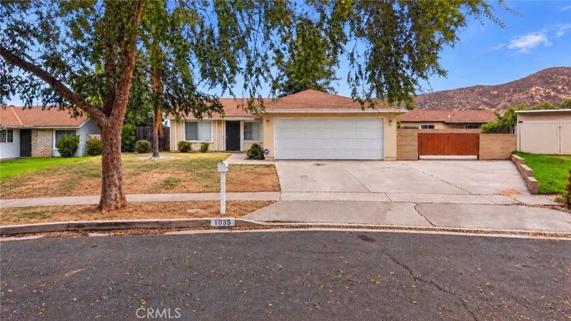 1035 Altura Drive