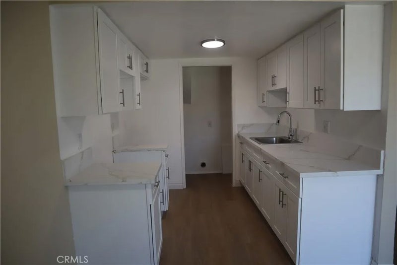 9047 Langdon 4
