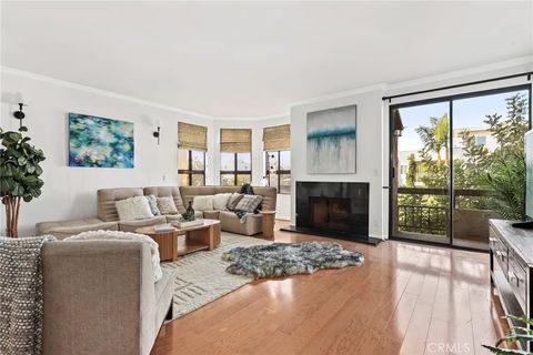 Photo of 8642 Gregory Way #204, Los Angeles, CA 90035 (MLS # BB25279634)