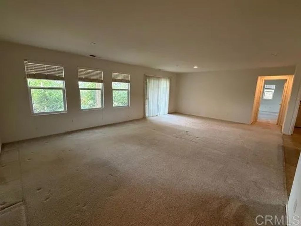 Photo of 352 Tom McGuinness Jr Circle, Fallbrook, CA 92028 (MLS # NDP2603984)