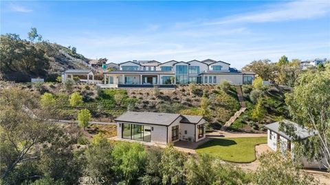 5340 WHITMAN Road Hidden Hills CA 91302