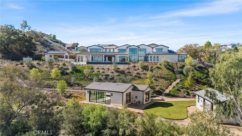 5340 WHITMAN Road Hidden Hills CA 91302