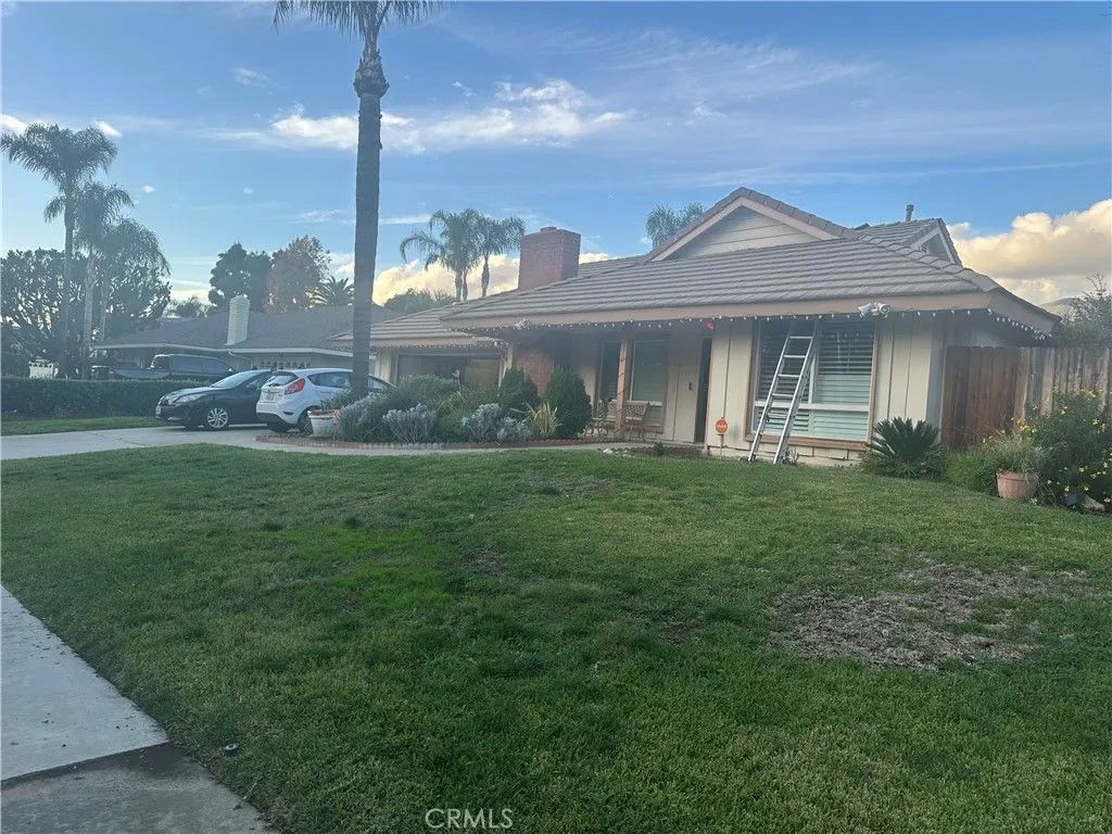 Photo of 9370 Somerset Dr, Rancho Cucamonga, CA 91701 (MLS # DW26012248)