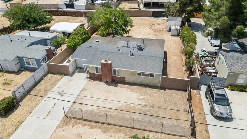 1132 W Avenue P14