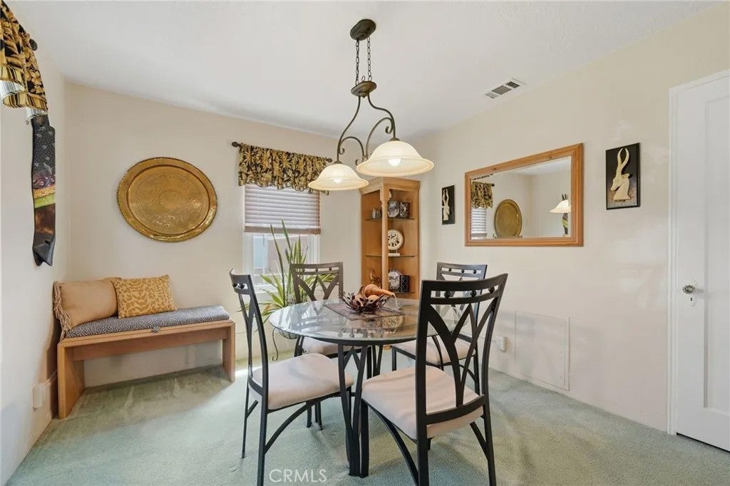 9606 Maplewood