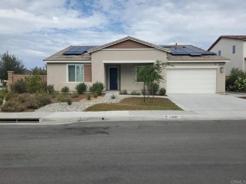 Photo of 34082 Willow Stone St, Murrieta, CA 92563 (MLS # NDP2607083)