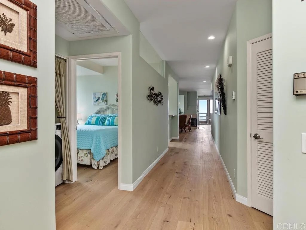 901 S Pacific Street #101