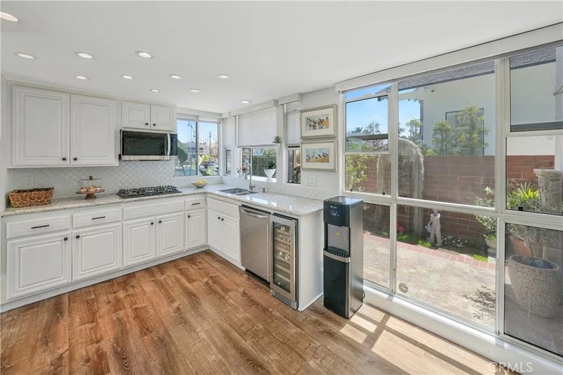 16266 Tisbury
