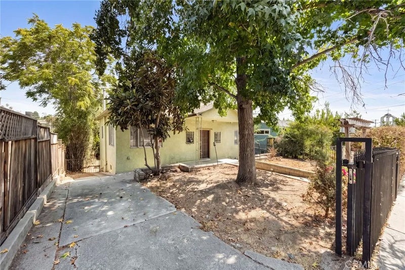 918 Terrace 49