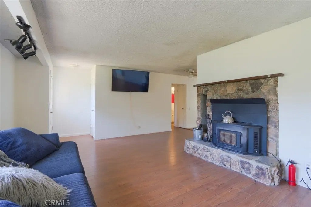 4121 Old Hwy