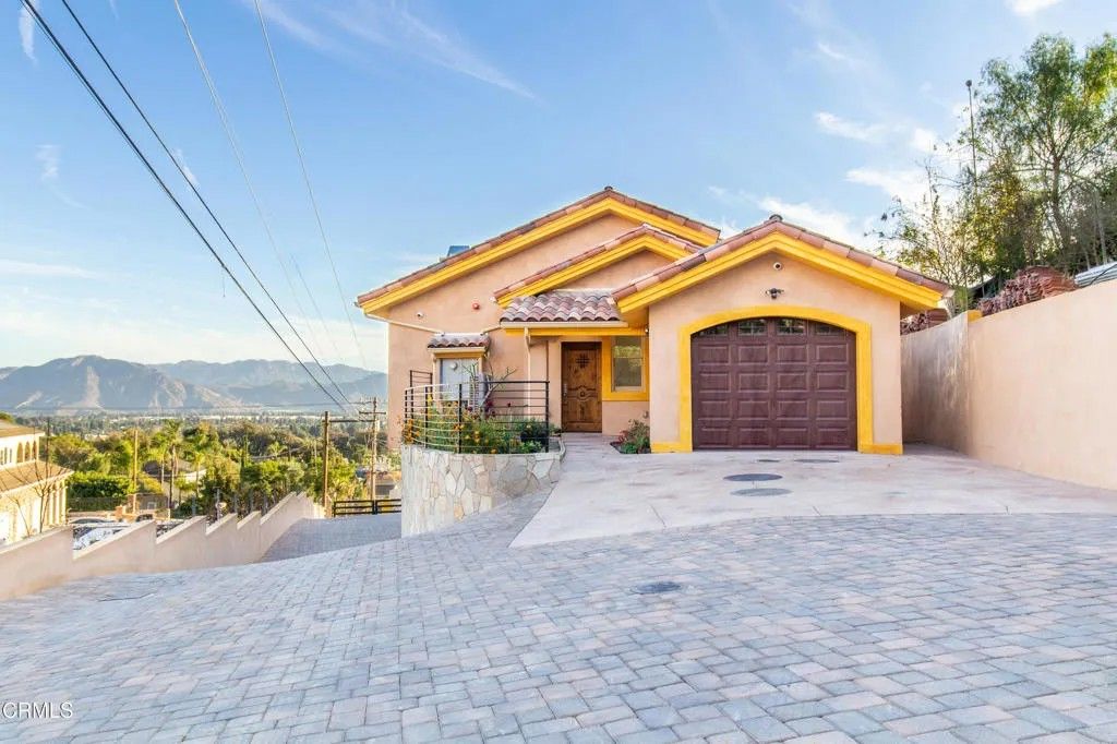 Photo of 711 Mission Drive, Camarillo, CA 93010 (MLS # V1-34007)