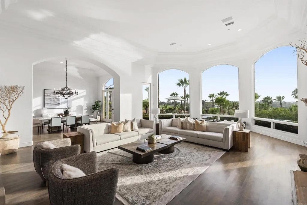 6868 Spyglass Lane
