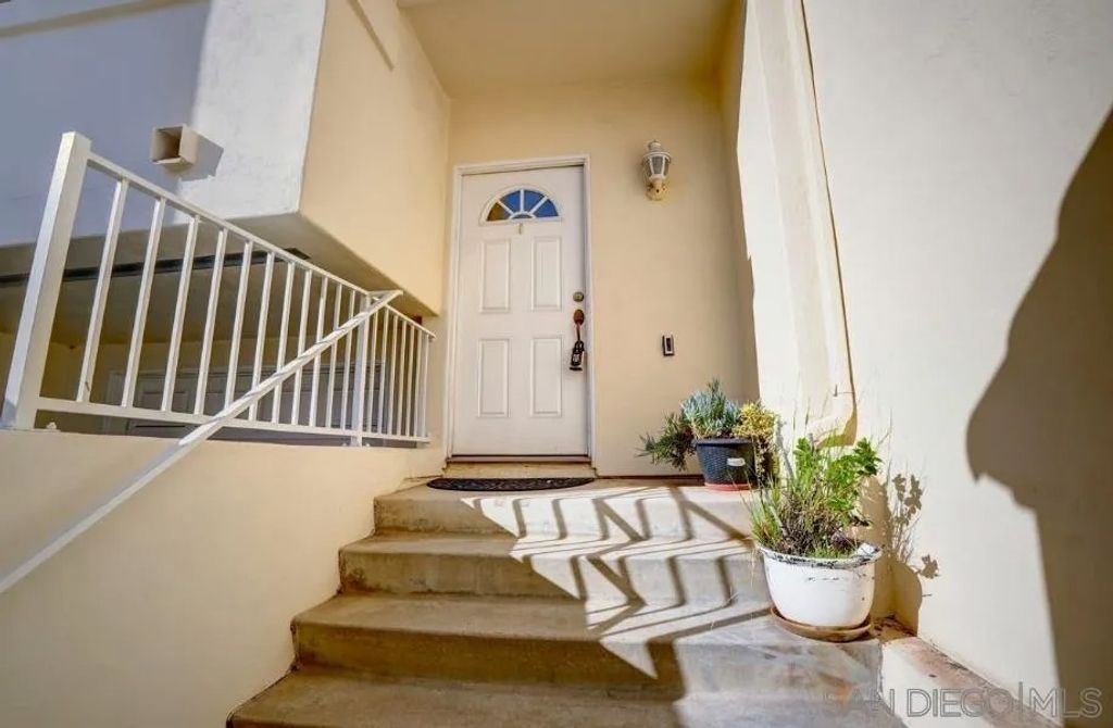 Photo of 420 W San Marcos Blvd #147, San Marcos, CA 92069 (MLS # 260001502)