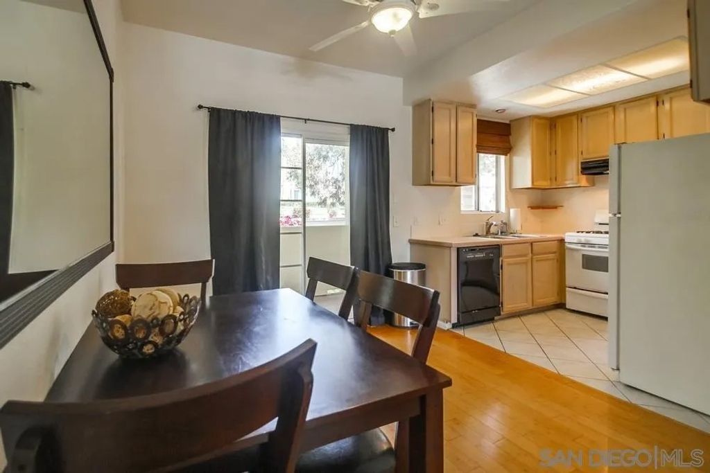 Photo of 420 W San Marcos Blvd #147, San Marcos, CA 92069 (MLS # 260001502)
