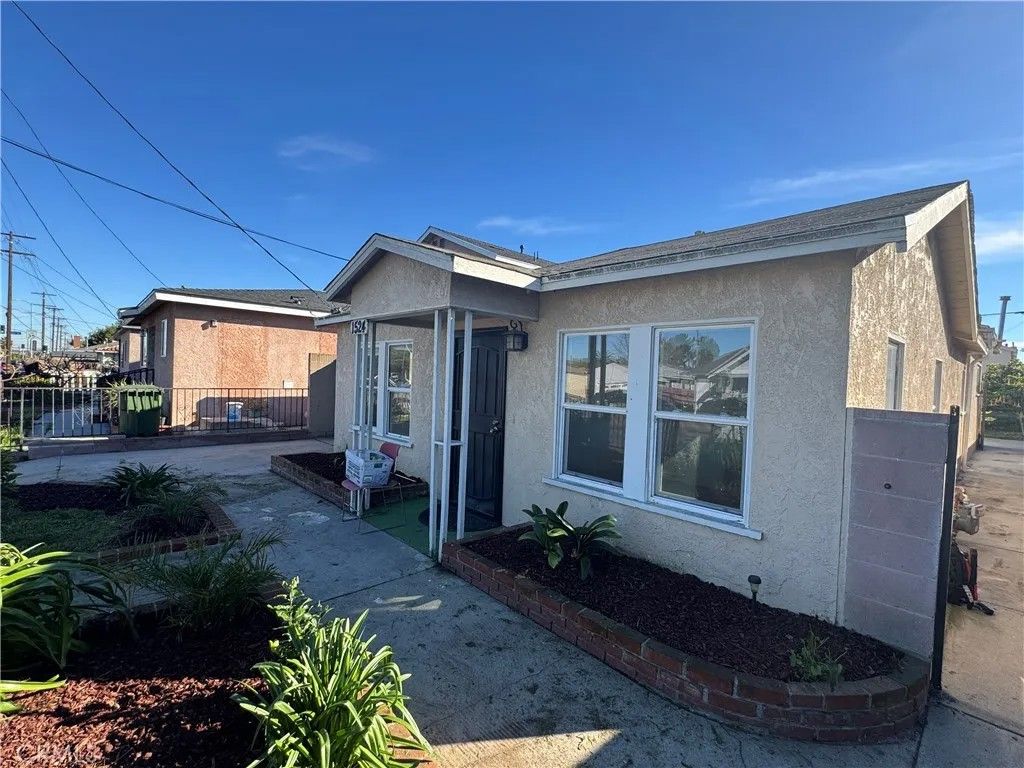 Photo of 1524 W 223rd St, Torrance, CA 90501 (MLS # PV26081594)