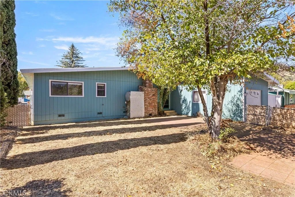 12740 Island Circle