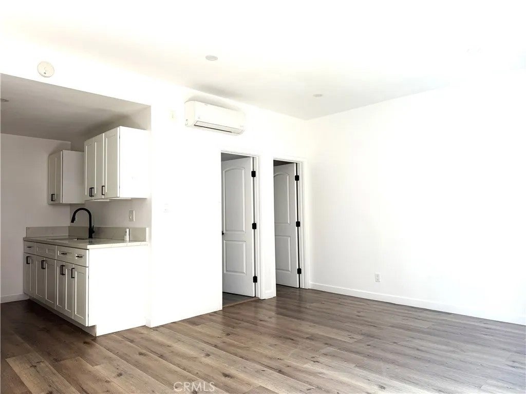 455 W Cowles St 457