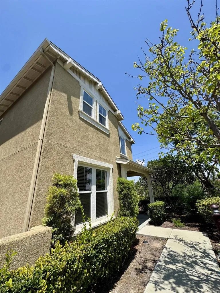 2296 EASY STROLL Lane