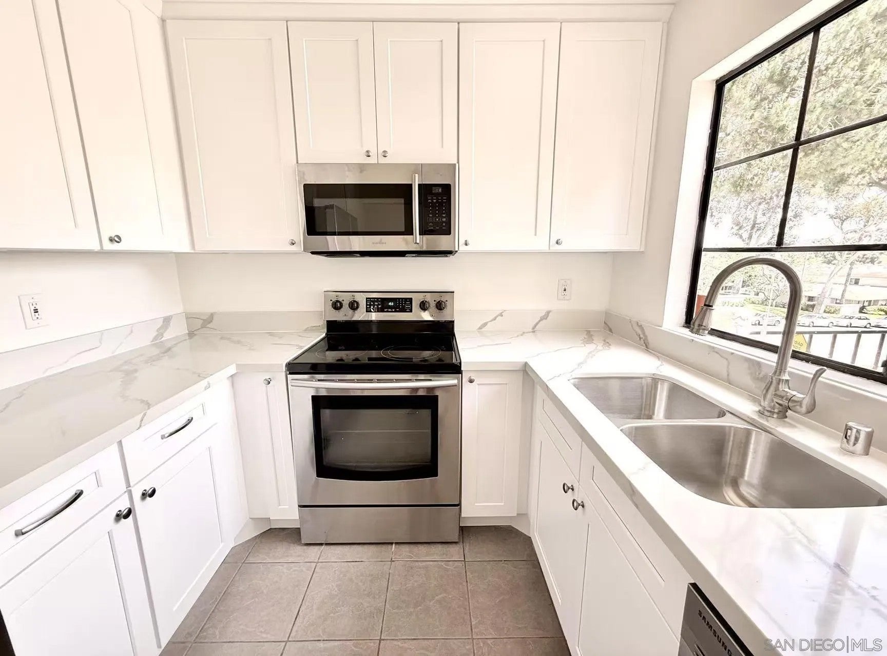 4240 Porte De Merano 71