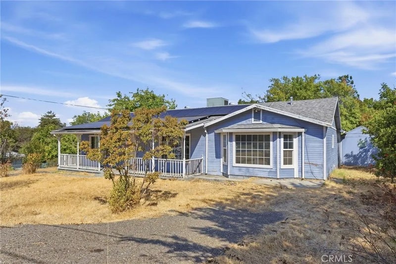 11 Oak Park Way