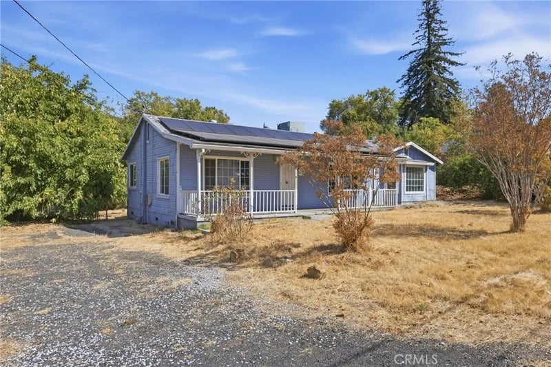 11 Oak Park Way