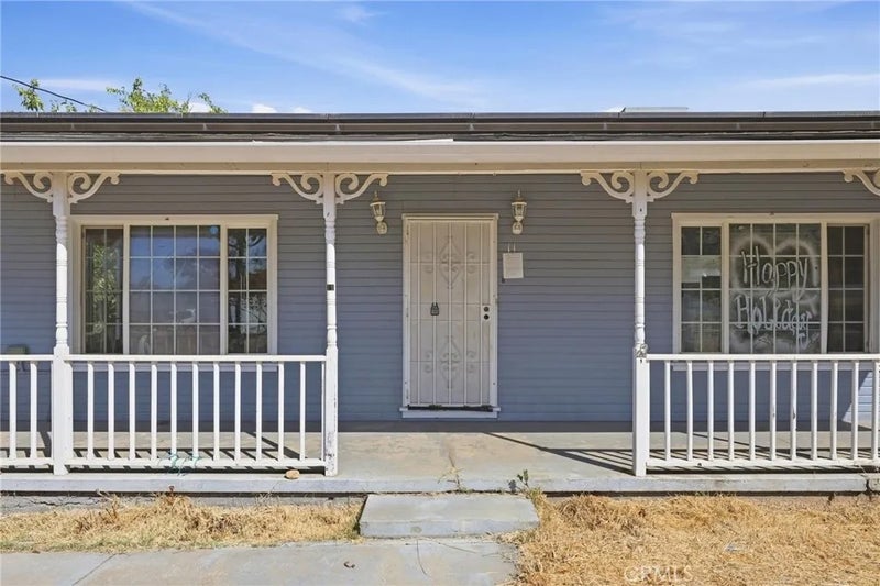 11 Oak Park Way