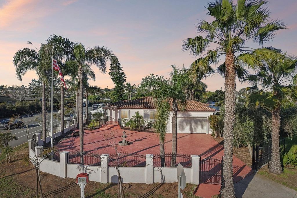 Photo of 1590 Chatsworth Blvd, San Diego, CA 92107 (MLS # 260004407)