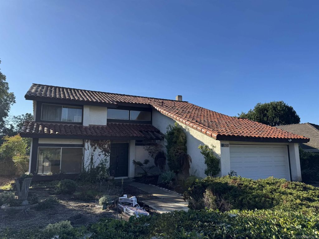 Photo of 2503 La Macarena Ave, Carlsbad, CA 92009 (MLS # 250045885)