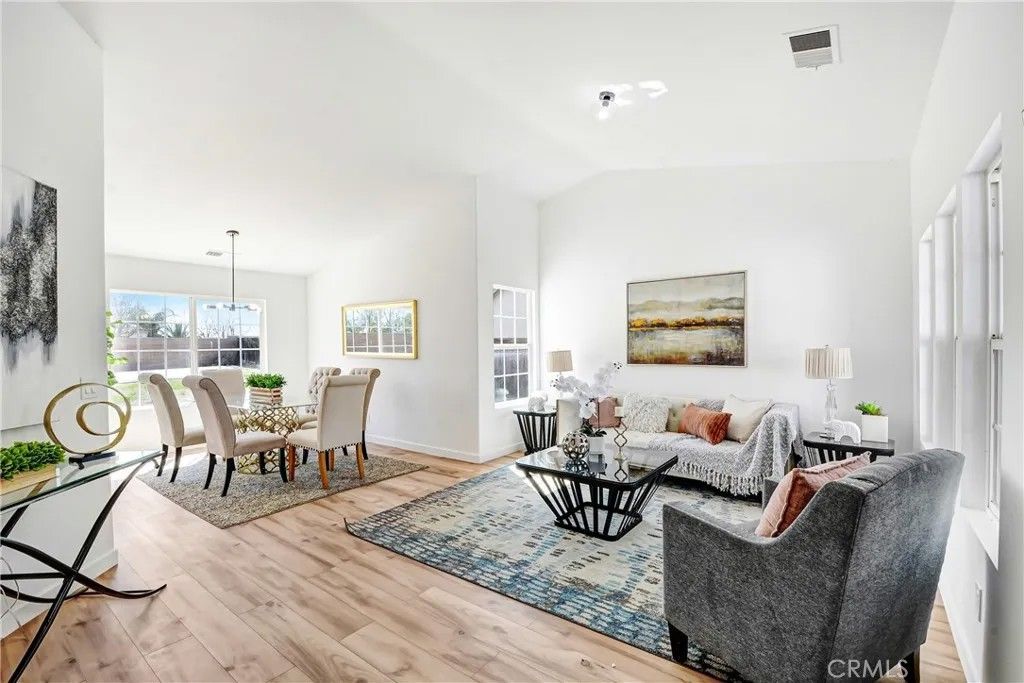 Photo of 812 Early Dawn Way, San Jacinto, CA 92582 (MLS # TR26052364)