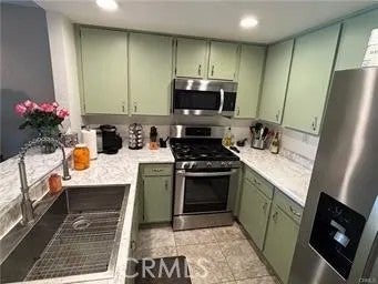8360 Branchwood