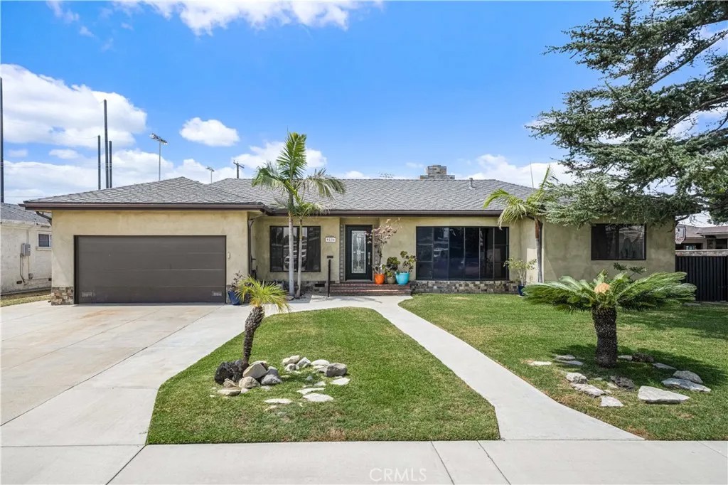 9234 Balfour
