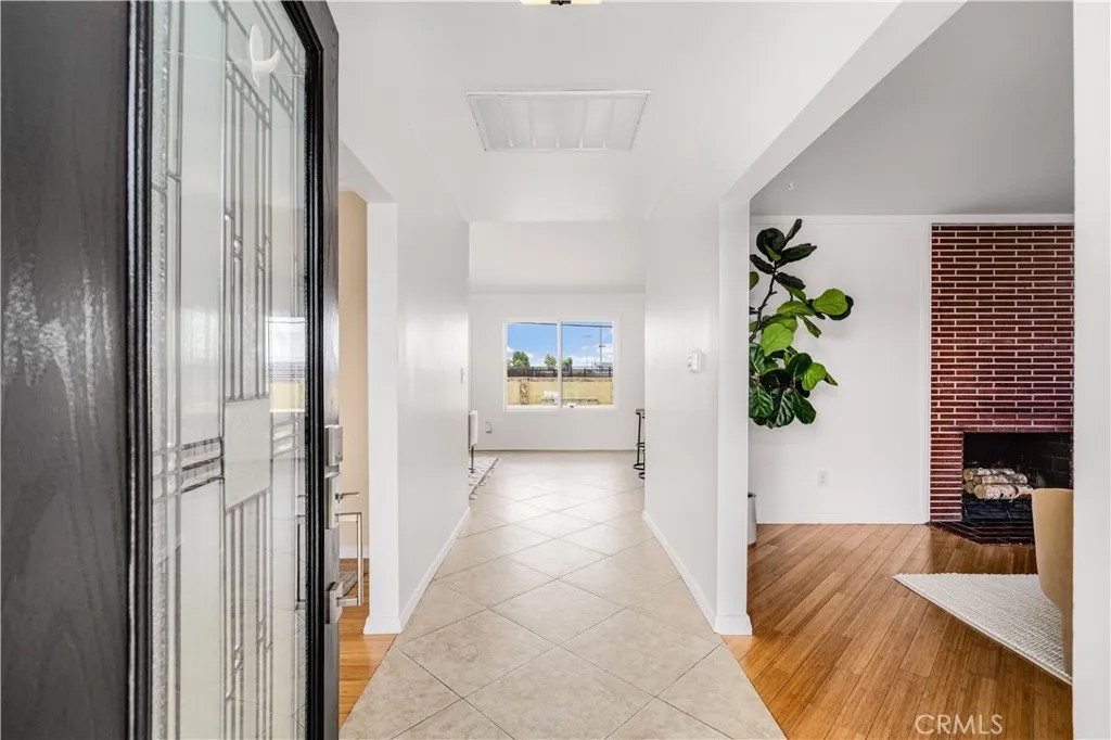 9234 Balfour