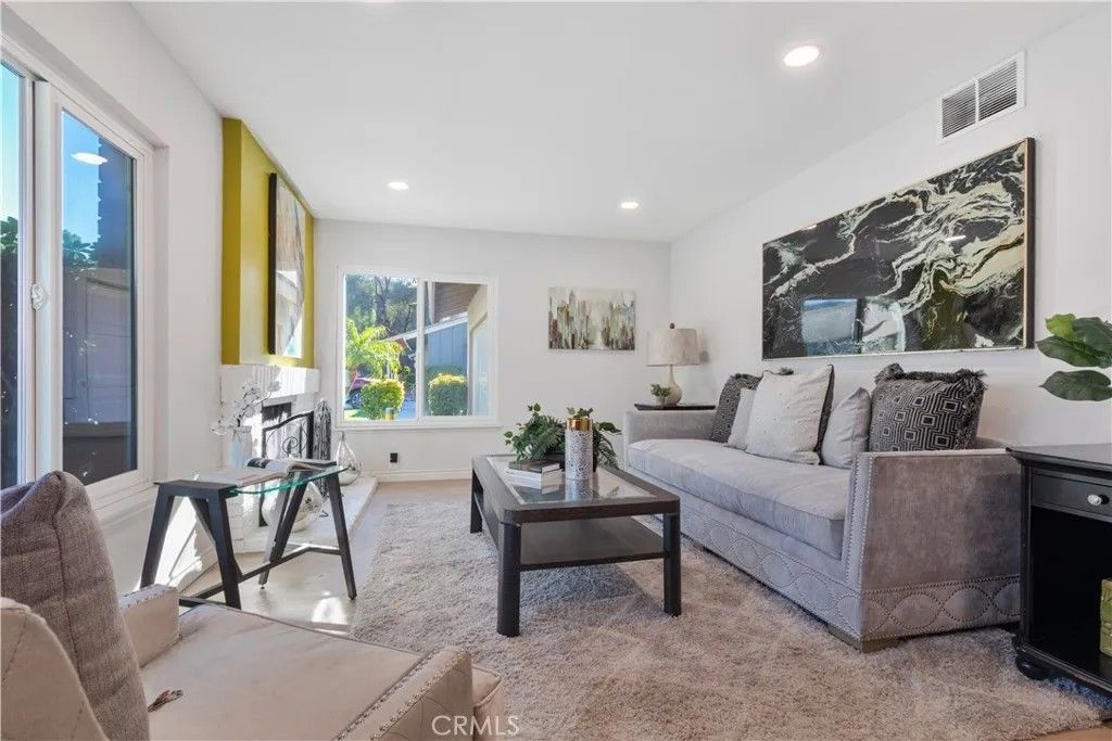 Photo of 1736 E Oakridge Cir, West Covina, CA 91792 (MLS # OC26000188)