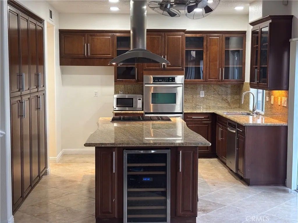 Photo of 1477 Floral Park, Corona, CA 92881 (MLS # IG25259079)