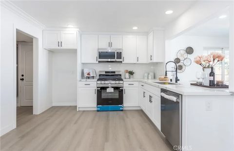 Tiny photo for 2609 Greenleaf Dr, West Covina, CA 91792 (MLS # OC25238567)