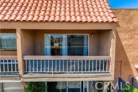 Tiny photo for 6600 Warner Ave, Huntington Beach, CA 92647 (MLS # CV26012497)