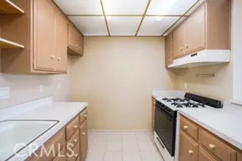 Tiny photo for 6600 Warner Ave, Huntington Beach, CA 92647 (MLS # CV26012497)