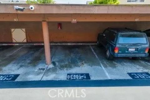 Tiny photo for 6600 Warner Ave, Huntington Beach, CA 92647 (MLS # CV26012497)