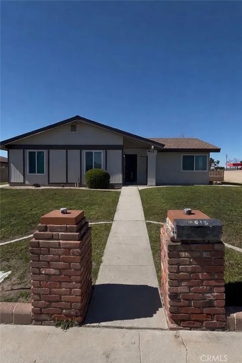 Photo of 4613 Mccray St, Bakersfield, CA 93308 (MLS # RS26051392)