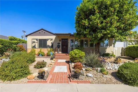 Photo of 19113 Welby Way, Reseda, CA 91335 (MLS # SR26063881)
