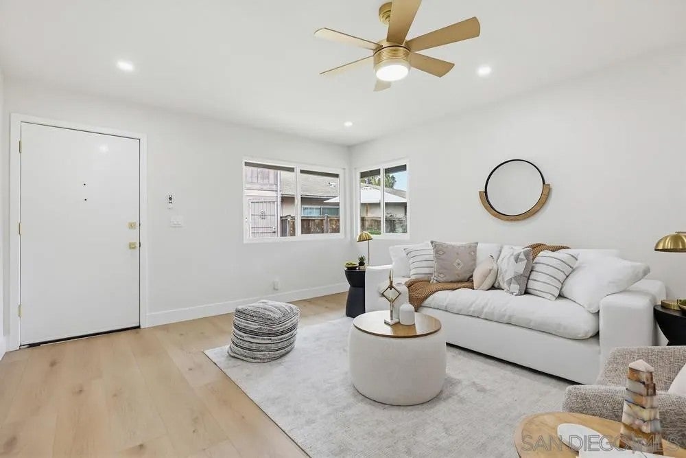1316 W San Ysidro Blvd Unit A