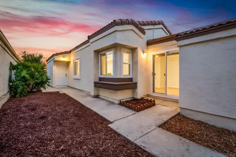 956 S 45Th St, San Diego, CA 92113 - #: 250043232